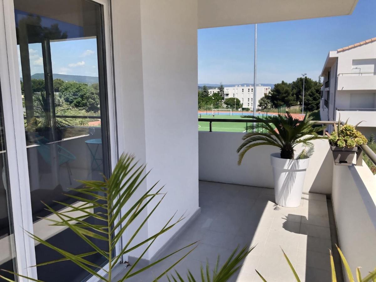 Bleuhorizon2 Apartment Ла Сиота Екстериор снимка