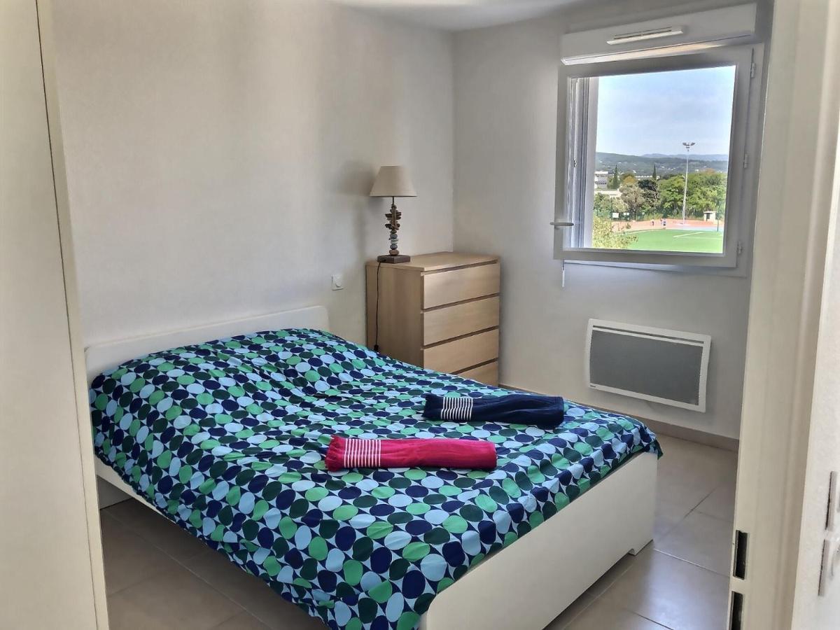 Bleuhorizon2 Apartment Ла Сиота Екстериор снимка